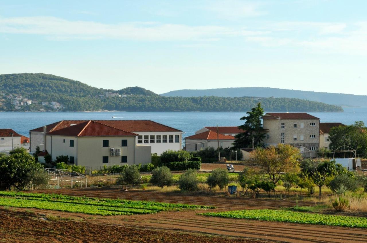 Roso Apartment With Sea View Trogir Buitenkant foto