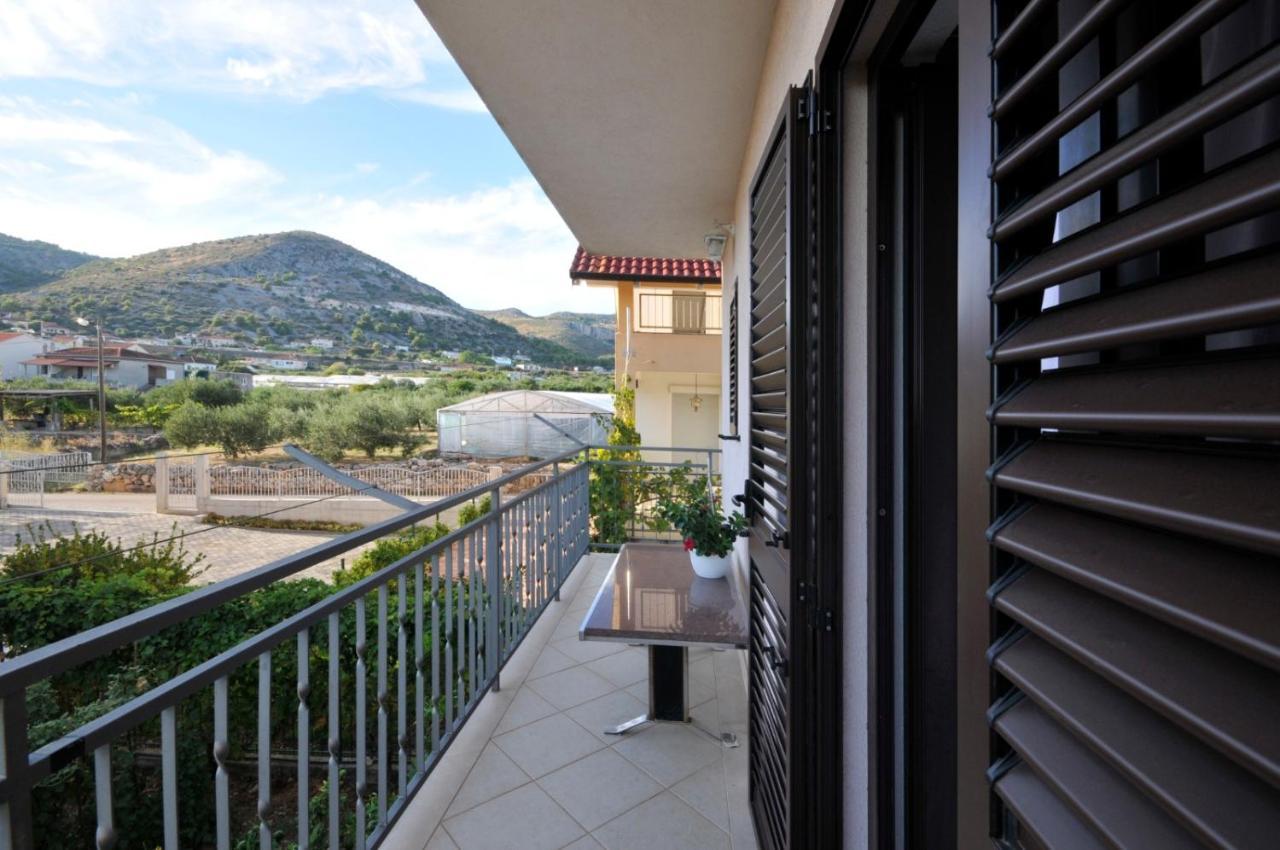Roso Apartment With Sea View Trogir Buitenkant foto