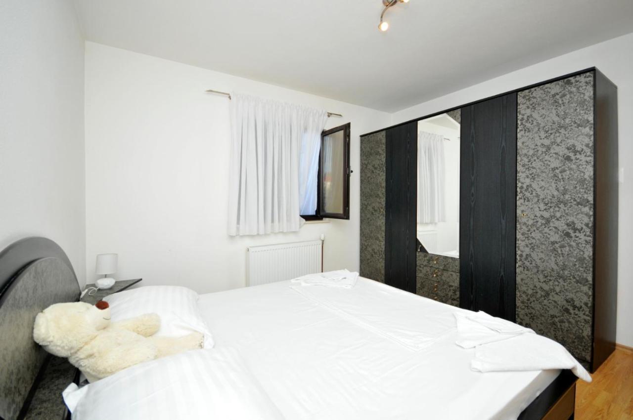 Roso Apartment With Sea View Trogir Buitenkant foto