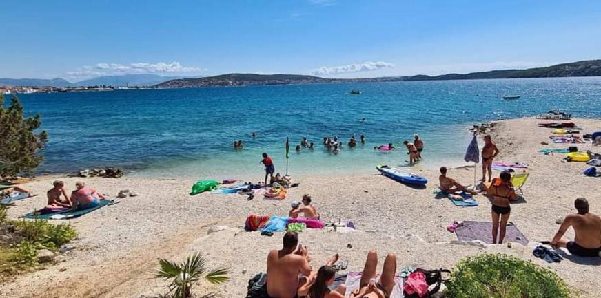 Roso Apartment With Sea View Trogir Buitenkant foto