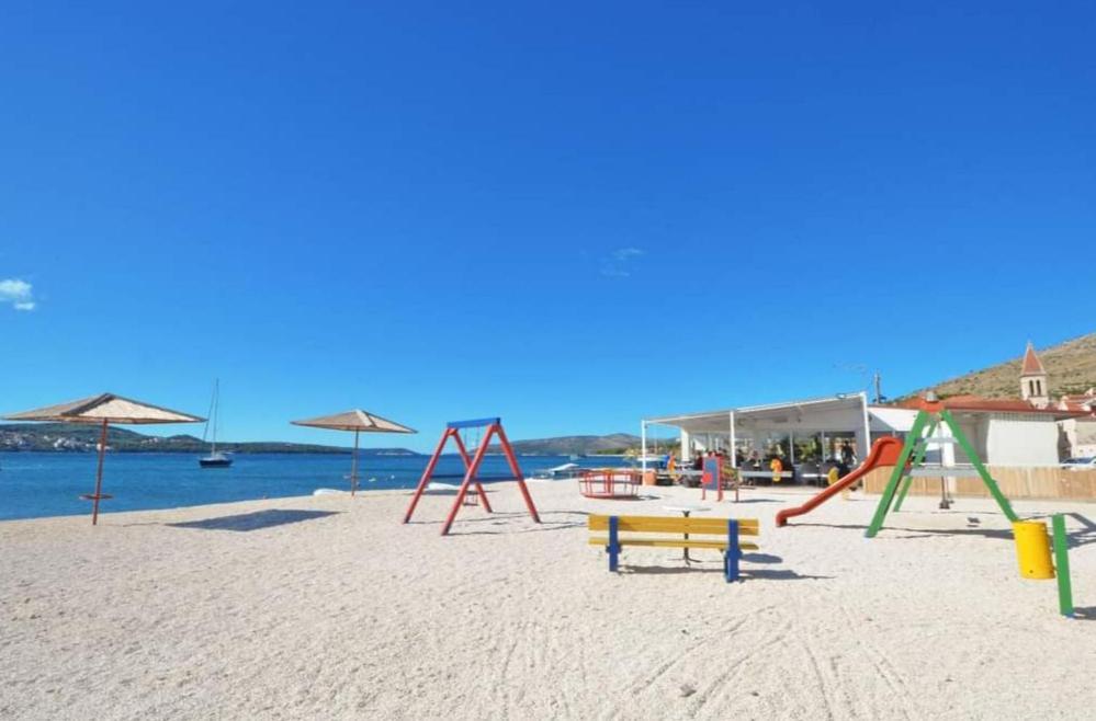 Roso Apartment With Sea View Trogir Buitenkant foto